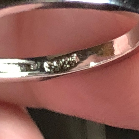 ❗️🆑❗️STERLING SILVER WHITE TOPAZ SIZE 9 - Picture 5 of 7